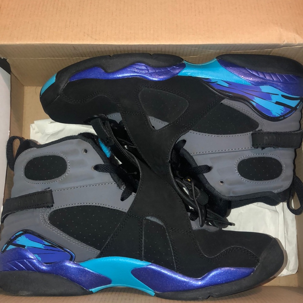 Air Jordans 8 Retro BG
